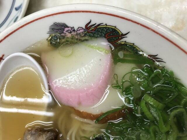 【京都ランチめぐり】全メニュー1000円以下で中華そば必食！行列人気店「力餅食堂柿仲」