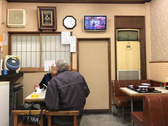 【京都ランチめぐり】全メニュー1000円以下で中華そば必食！行列人気店「力餅食堂柿仲」
