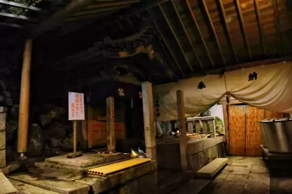 「花手水と5000株の紫陽花に癒される「柳谷観音」あじさいウィーク【京都花めぐり】」の画像