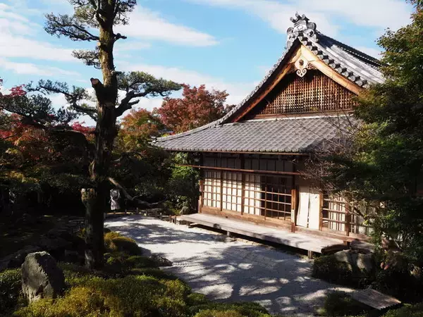 「松尾芭蕉を偲んで与謝蕪村が再興した茶室がある『金福寺』」の画像