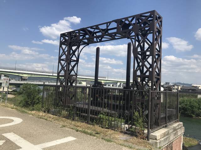 【京都ぶらり】天下人・豊臣秀吉ゆかりの橋！宇治川に架かる2階建て構造「観月橋」