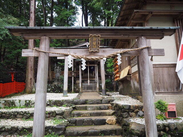 日本で唯一 髪 の神社 御髪神社 京都嵯峨野 年10月12日 エキサイトニュース