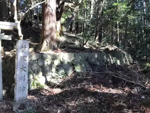 「【京都魔界めぐり】地元では有名な恐怖スポット！鬼の頭領『酒呑童子』の首の埋葬地「首塚大明神」」の画像