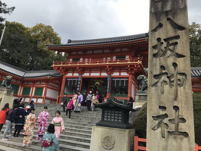 19京都桜情報 ワールドワイドな観光スポット祇園の桜パトロール 八坂神社 円山公園 祇園白川 19年4月2日 エキサイトニュース