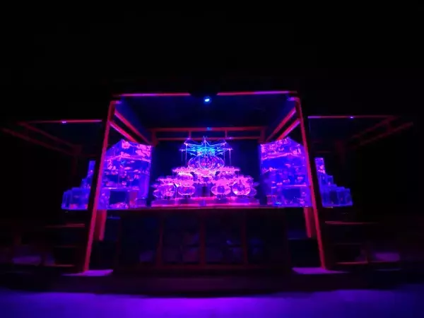 「10月14日から世界遺産・二条城に金魚舞う「アートアクアリウム城」スタート」の画像