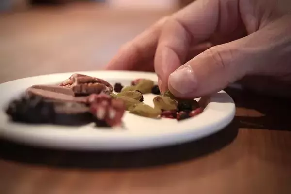 「喧騒の街中でも癒しの珈琲時間をどうぞ☆「TRIBUTE COFFEE（トリビュートコーヒー）」【河原町】」の画像