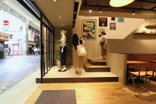 「【niko and …】全国２店舗目となる路面店☆カフェ併設で京都・寺町京極にオープン！」の画像