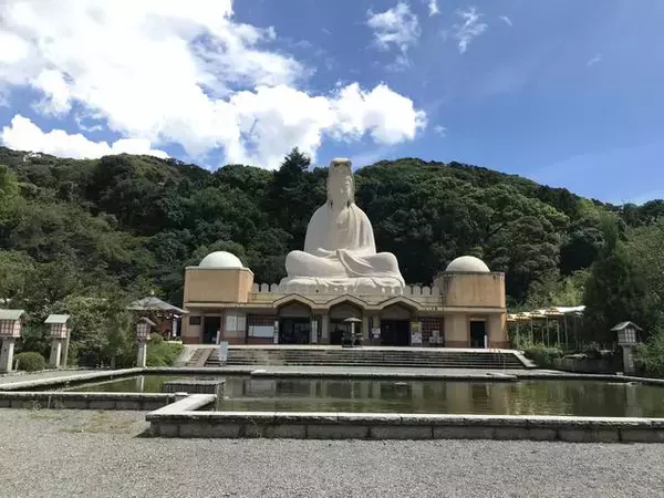 「【京都珍百景】東山にそびえるド迫力の大仏！京都では希少な胎内めぐりも☆「霊山観音（りょうぜんかんのん）」」の画像