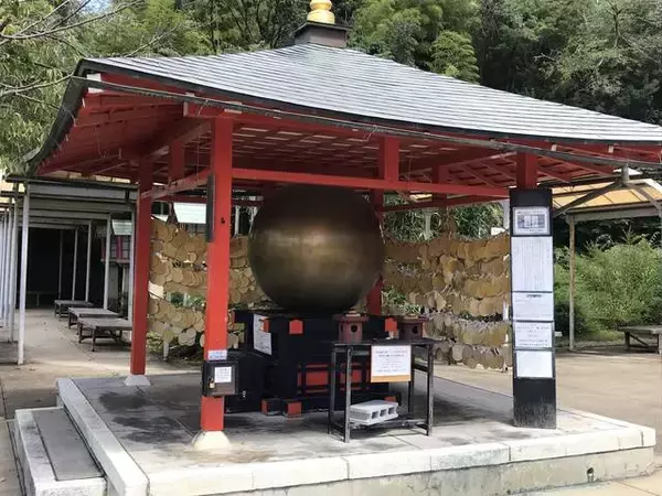 「【京都珍百景】東山にそびえるド迫力の大仏！京都では希少な胎内めぐりも☆「霊山観音（りょうぜんかんのん）」」の画像