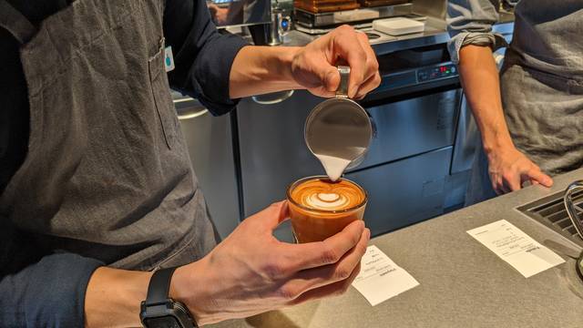 【新店】ブルーボトルコーヒー京都２号店がついに六角にオープン！