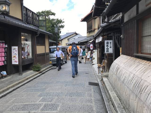 京都名坂めぐり 京都随一の観光スポット 清水の名所 大正初期に整備 二寧坂 二年坂 19年9月9日 エキサイトニュース