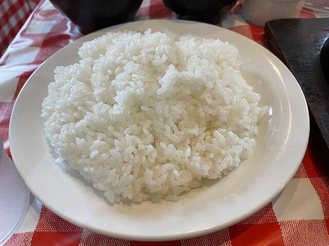 ハンバーグ２個でも950円！京大生ご用達の「ジェイムスキッチン」