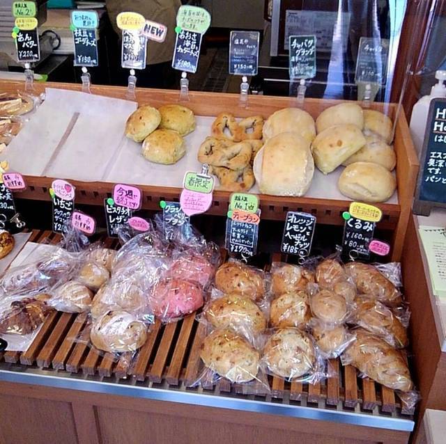 【京都パン屋めぐり】 ふっくらもっちり味わう天然酵母パン「Bread Tsukune（ブレッドツクネ）」