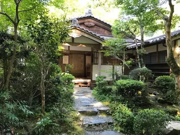 「マイナスイオンたっぷりの京都・三尾（高雄・槇尾・栂尾）ウォーキング【京の夏の旅】」の画像