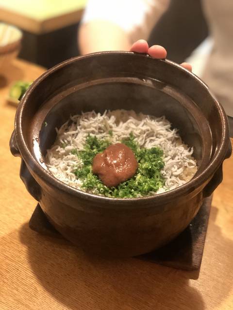 【京都和食】心もくつろぐ居心地のいいカウンター割烹「むろまち加地」