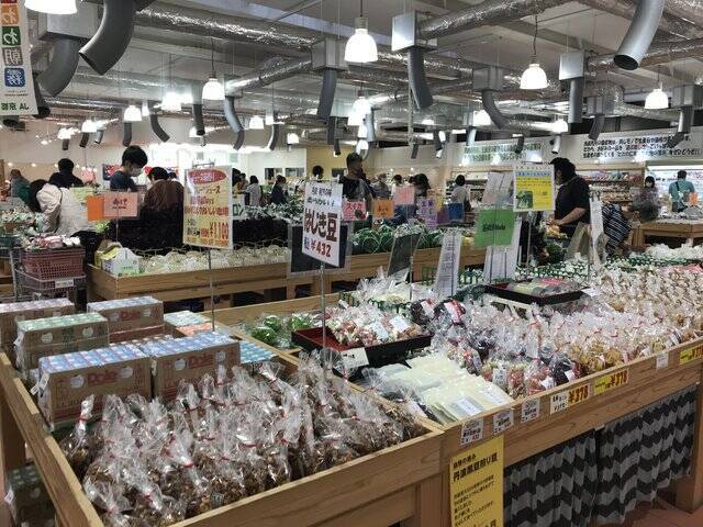 【京都おうちグルメ】注目ブランド牛『亀岡牛』がゴロンと贅沢に入ったレトルトカレー「たわわ朝霧」