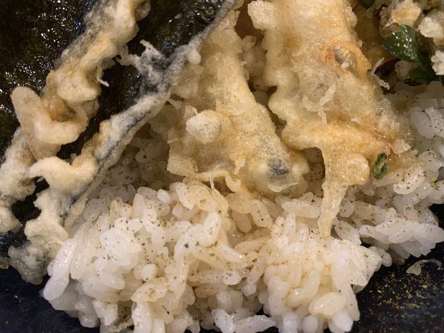 京都でカウンター天ぷら！ランチの天丼もオススメ「富小路 天ぷら まつ井」