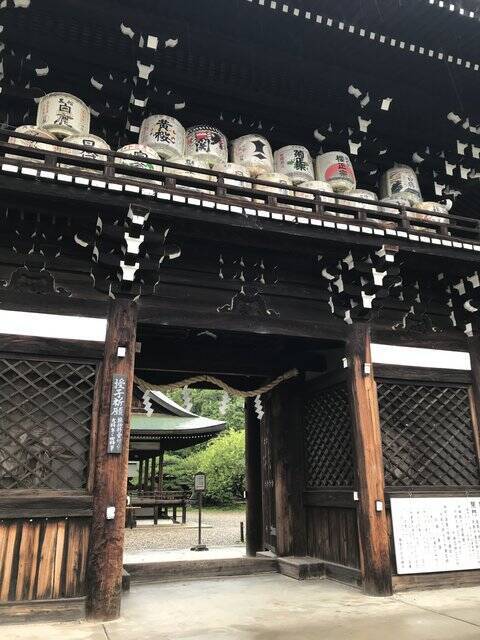 京都神社めぐり モフモフ好き必訪の通称 ネコ神社 日本三大酒神神社の一つ 梅宮大社 年7月26日 エキサイトニュース