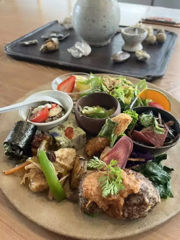 「【京都ランチ】野菜たっぷり！カラダ喜ぶヴィーガン料理『菜食光兎舍』」の画像