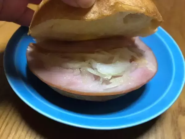 「【京都パン】木村拓哉さん絶賛の京都人ソウルフード『カルネ』必食☆老舗ベーカリー「志津屋」」の画像