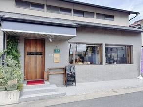 【京都ベーカリー】山科の住宅街に潜む穴場！外バリ中モチの至福のハード系パン