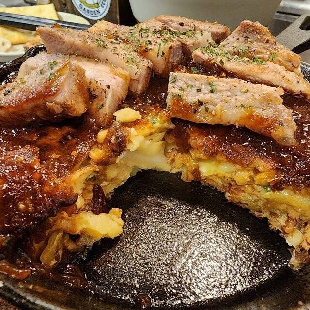 京都 祗園近くのお値打ち"創作"お好み焼き店「鉄板BDY フジサン」