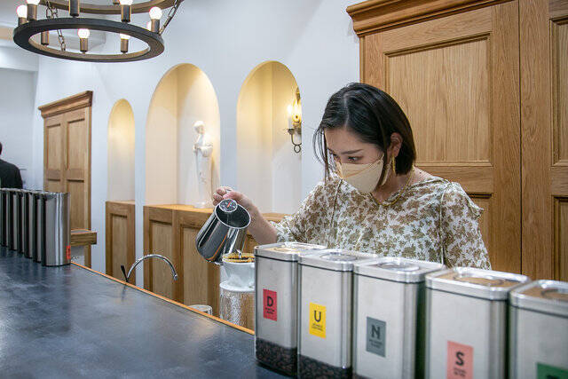 “気持ちに寄り添うコーヒー”の提案☆「DUNSTAN COFFEE ROASTERS」【四条烏丸】
