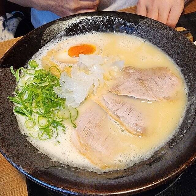 濃厚豚骨と鶏白湯のラーメンが一押し！千本丸太町のニューカマー「麺屋 一麺専心」