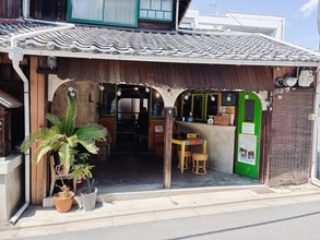 【京都・穴場グルメ】ブランコ席？レトロ町家の"エスニック定食"がクセになるおいしさ
