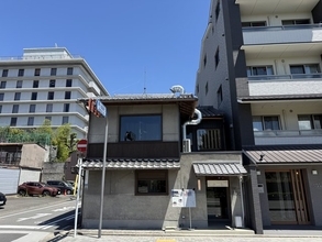 【京都】朝から囲炉裏で焼肉を！和牛と土鍋ごはんを楽しむ二条城前の新店「甲」