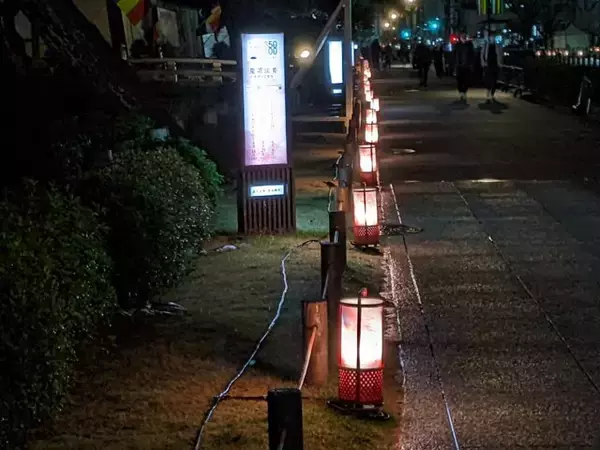 「【京都イベント】あの行灯に再び明かりが灯ります「東本願寺前花灯路」」の画像