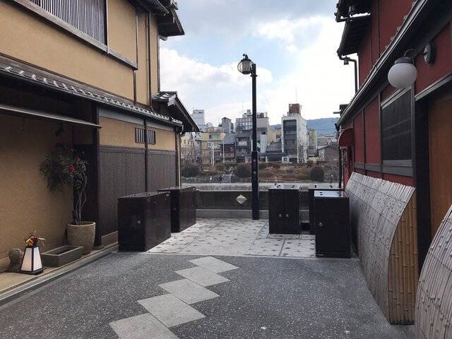 【京都ぶらり】夏の風物詩鴨川納涼床でおなじみ『先斗町』☆有名割烹から歌舞練場まで