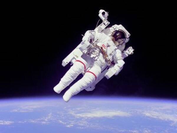 ホンモノが降臨 宇宙飛行士だけど 何か質問ある 11年4月12日 エキサイトニュース