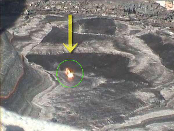 ど迫力の実験 活火山の火口に生ゴミを投げ入れたらどうなる 動画 12年6月26日 エキサイトニュース