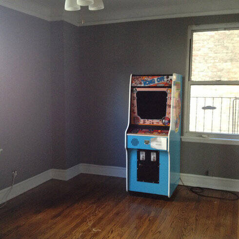 37歳の男性 自宅をゲームセンター風にする夢をかなえた ただし婚約者に逃げられる 14年6月15日 エキサイトニュース