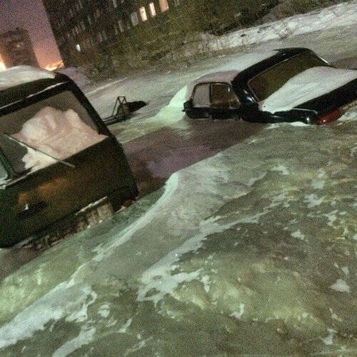 極寒のロシアで水道管が破裂すると こんなことになる 想像を絶する凍り方 15年1月24日 エキサイトニュース