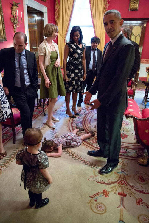 オバマ大統領の前で駄々をこねる子供 が大物だと話題に 2015年11月14日 エキサイトニュース