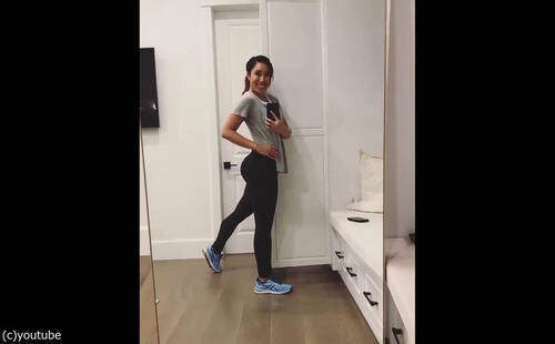 女性 自撮り史上 最高のスタイルの写真が撮れたわ 実は秘密が隠されていた 2018年10月11日 エキサイトニュース