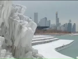 太陽が変形する 気温がマイナス50度になるとどんなことが起こるの 星のささやき が聞こえる 15年5月3日 エキサイトニュース