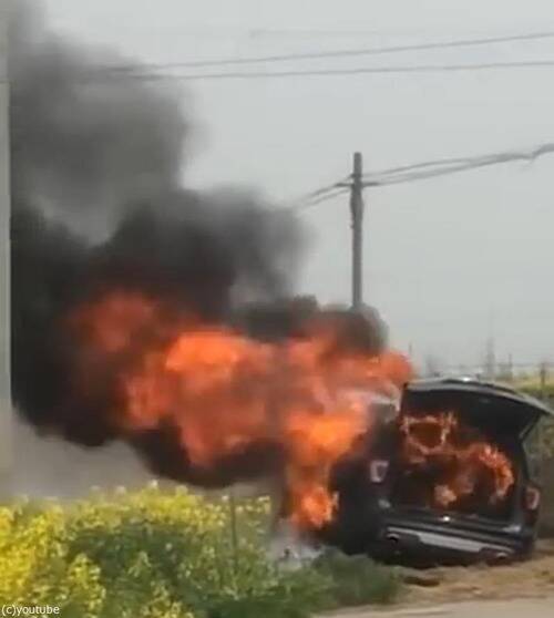 車を干し草の上に乗り上げてしまったら 絶対にこれをしてはならない 中国で起きた悲劇 19年8月3日 エキサイトニュース