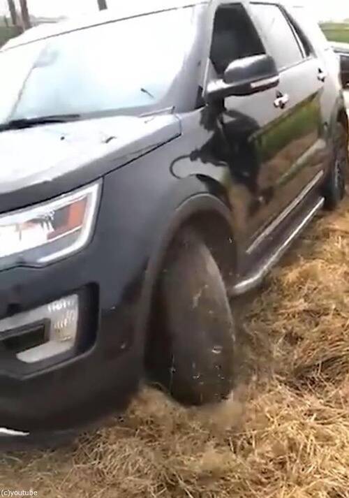 車を干し草の上に乗り上げてしまったら 絶対にこれをしてはならない 中国で起きた悲劇 19年8月3日 エキサイトニュース