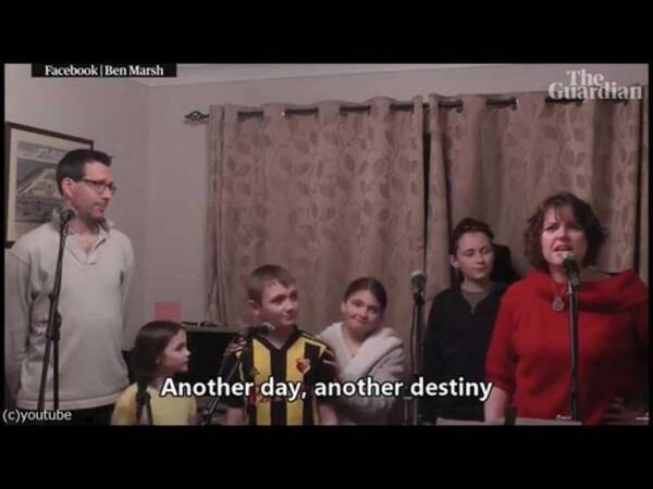 家族みんなが歌が上手だと こんなことが出来る レ ミゼラブル の替え歌を熱唱するイギリス人ファミリー 動画 年4月1日 エキサイトニュース