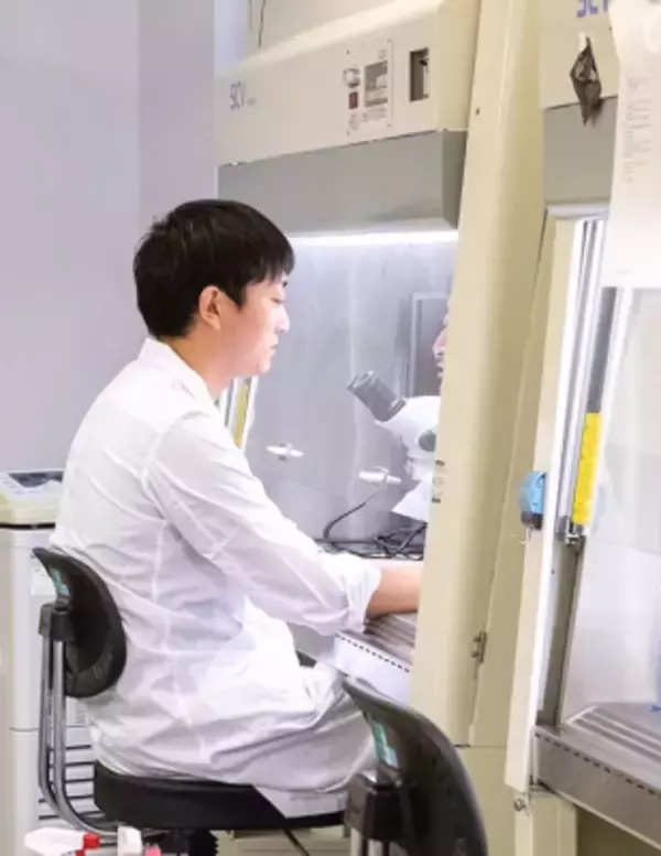 大正製薬が、細胞の若返りの鍵「マイトリガーゼ」の肌での役割を世界で初めて解明