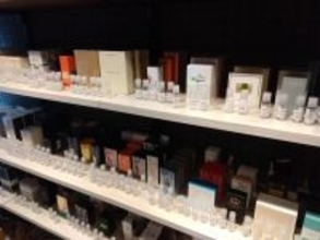 1mlから香水を分割販売『Beauty Factory』オープン！