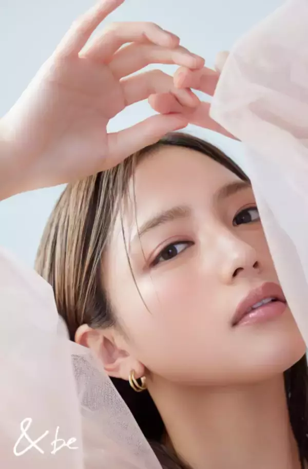 河北メソッドで洗練ツヤ肌に！「＆be」光を仕込むハイライター3色新発売