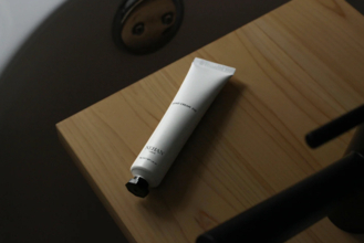 指先までしなやかさとツヤを与える！NEHAN TOKYO「ハンドクリーム フィグ」が登場