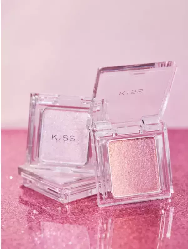 高輝度パールで主役級のきらめき！KISSのグリッターアイカラーに限定色が登場