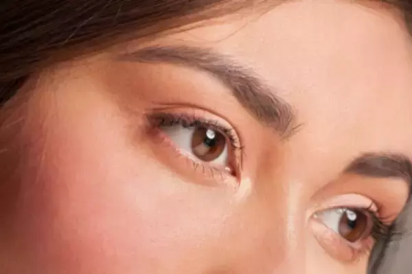 まつ毛の曲がり角は36歳!?30代からは老けまつ毛に要注意！