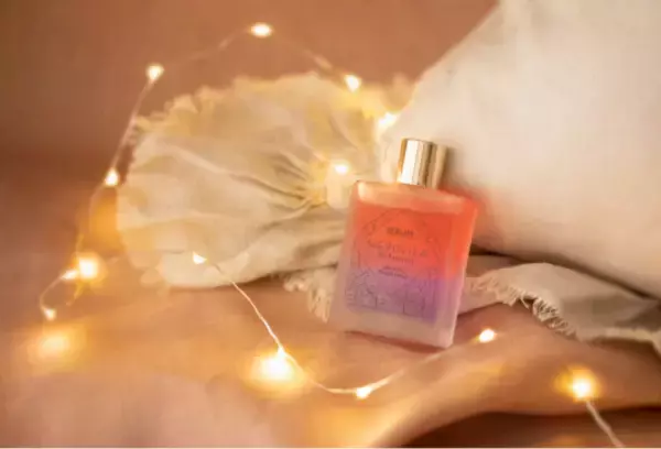 たるみやくすみをケアできる2層式美容液誕生