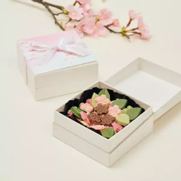 「花に想いを託して。メサージュ・ド・ローズ　季節限定「サクラ・シリーズ」発売」の画像
